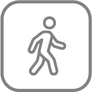 walking distance from the beach: 3’